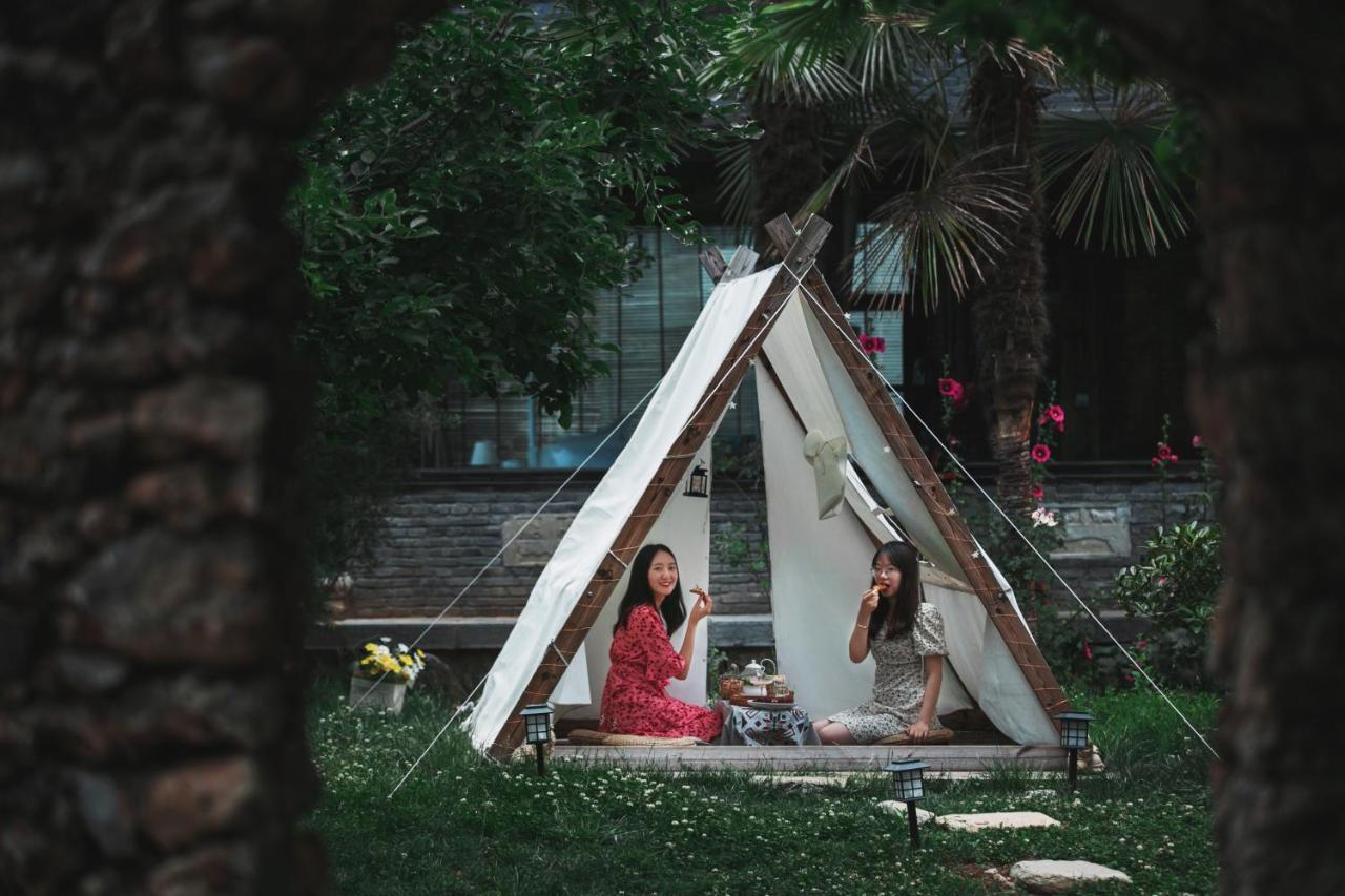 Adonis Inn Lijiang Li-ťiang Exteriér fotografie